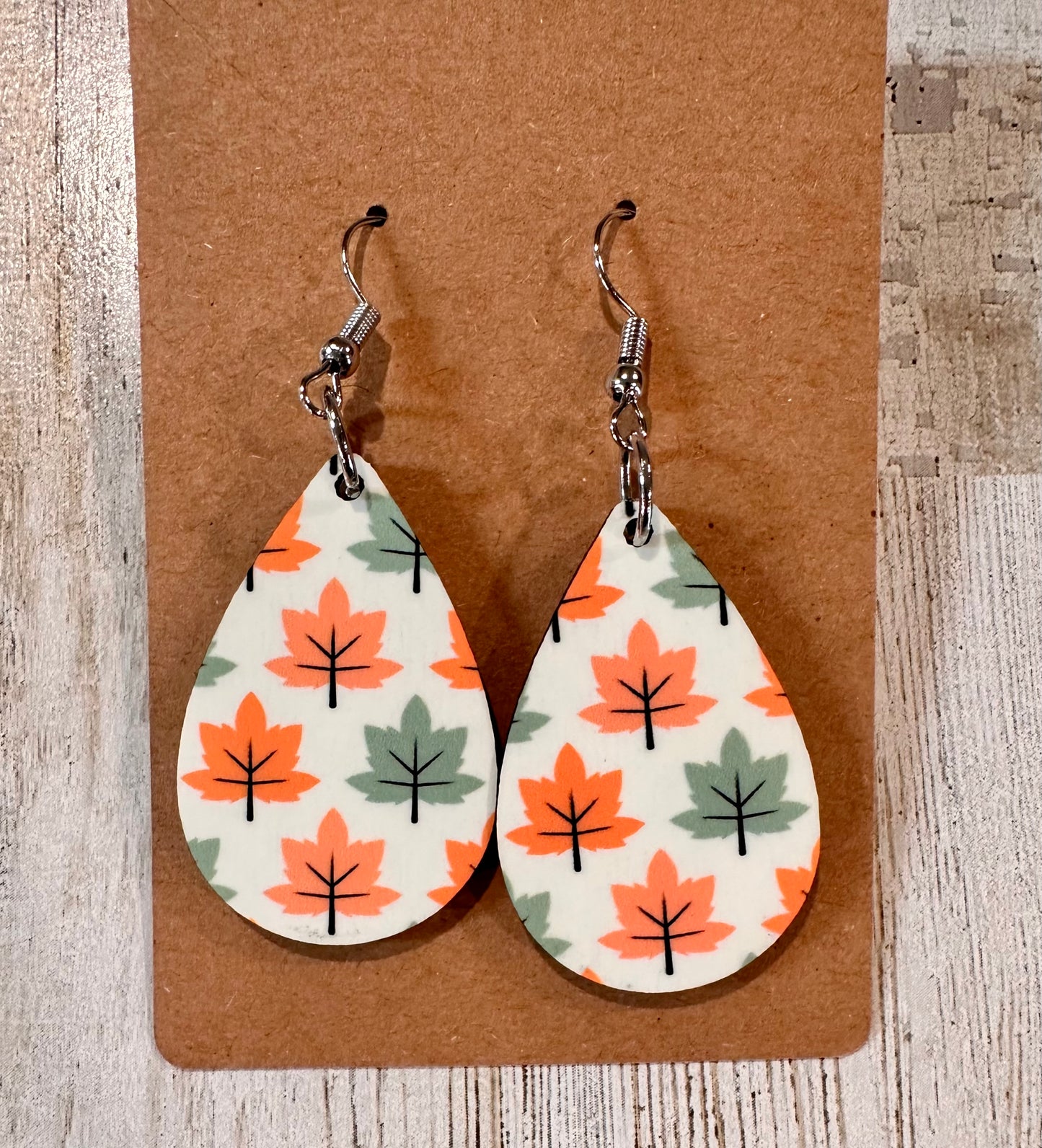 Fall teardrop earrings