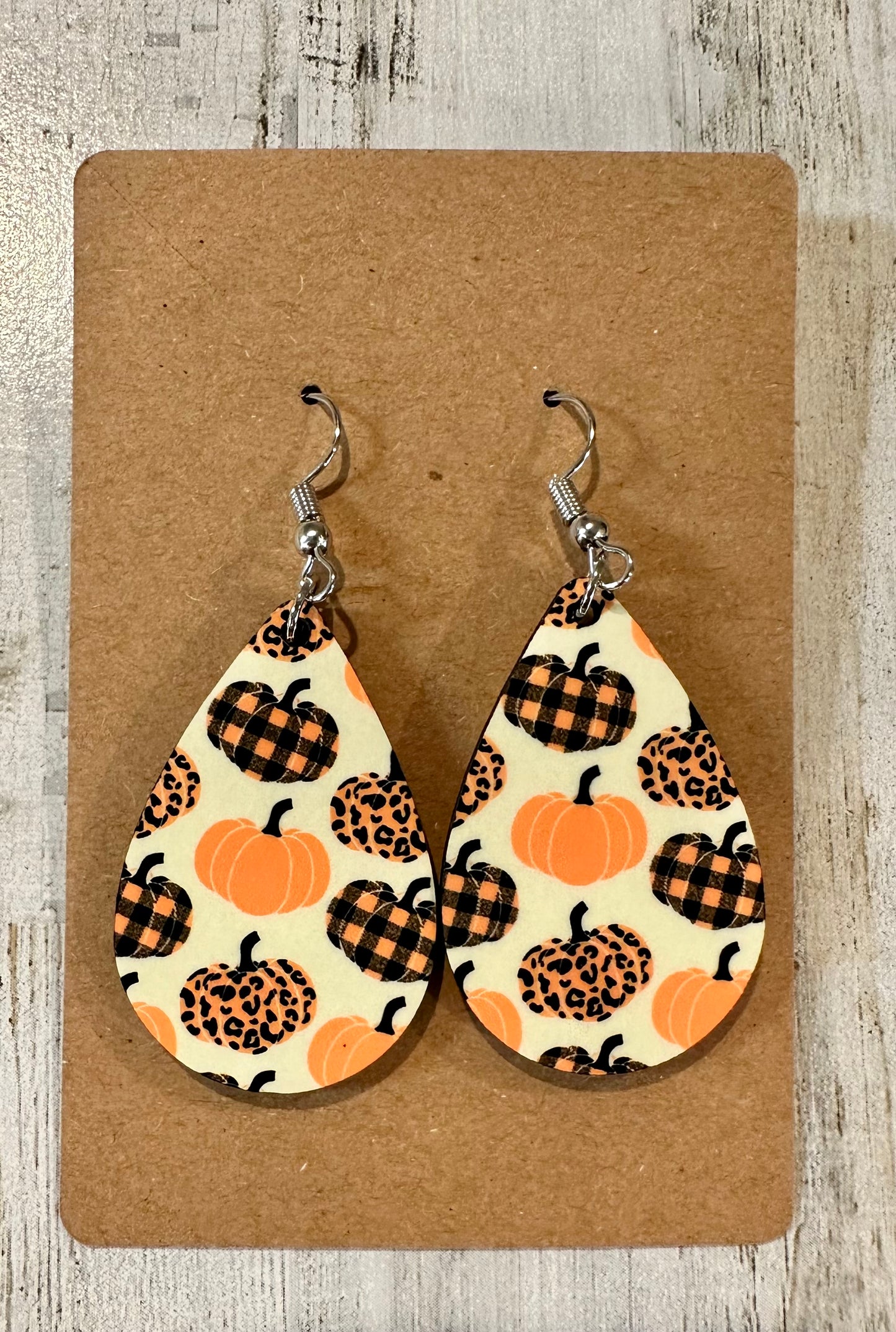 Fall teardrop earrings