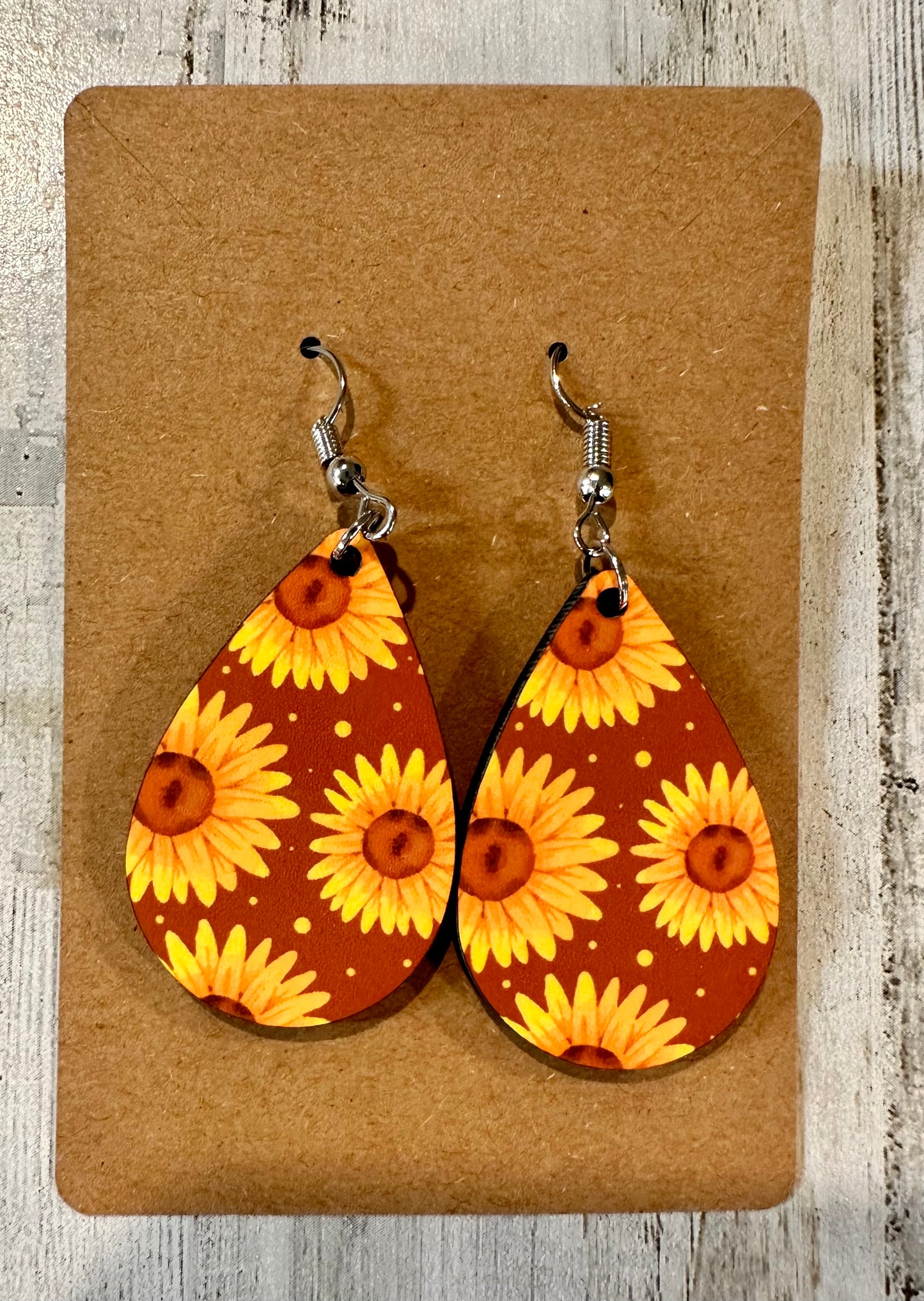 Fall teardrop earrings